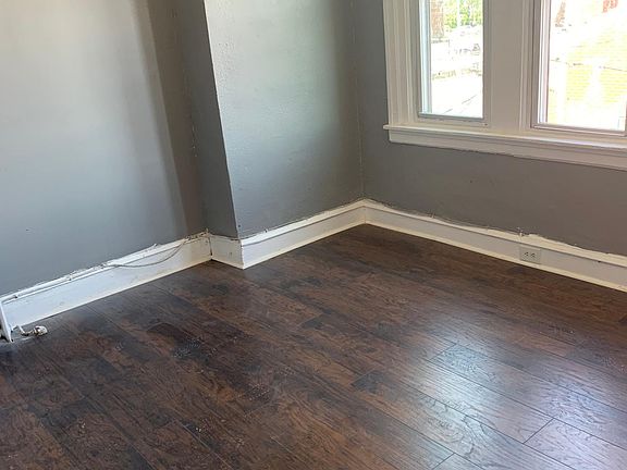 5th image of 2030 W Cambria St