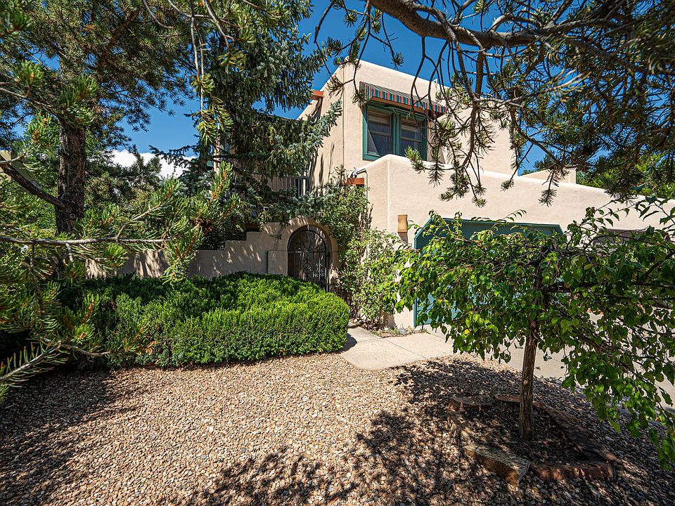 1st image of 2965 Camino Piedra Lumbre