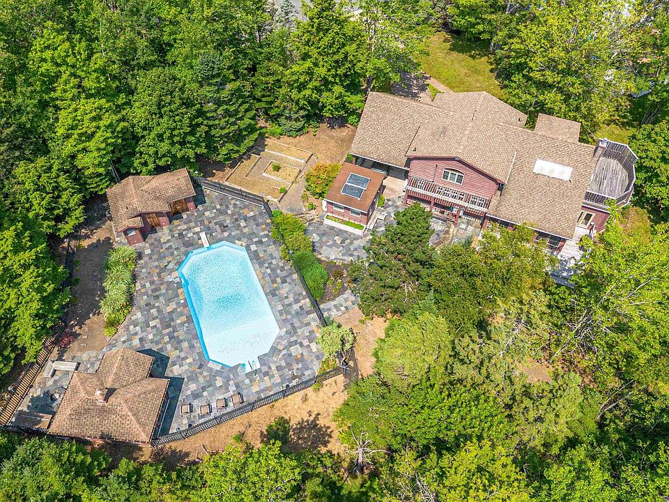 1st image of 39 Cedar Dr