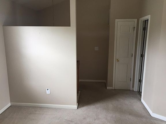 4th image of 326 Platt Dr