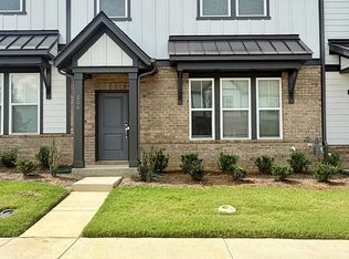 206 Silver Fleet Dr, Indian Trail, NC 28079