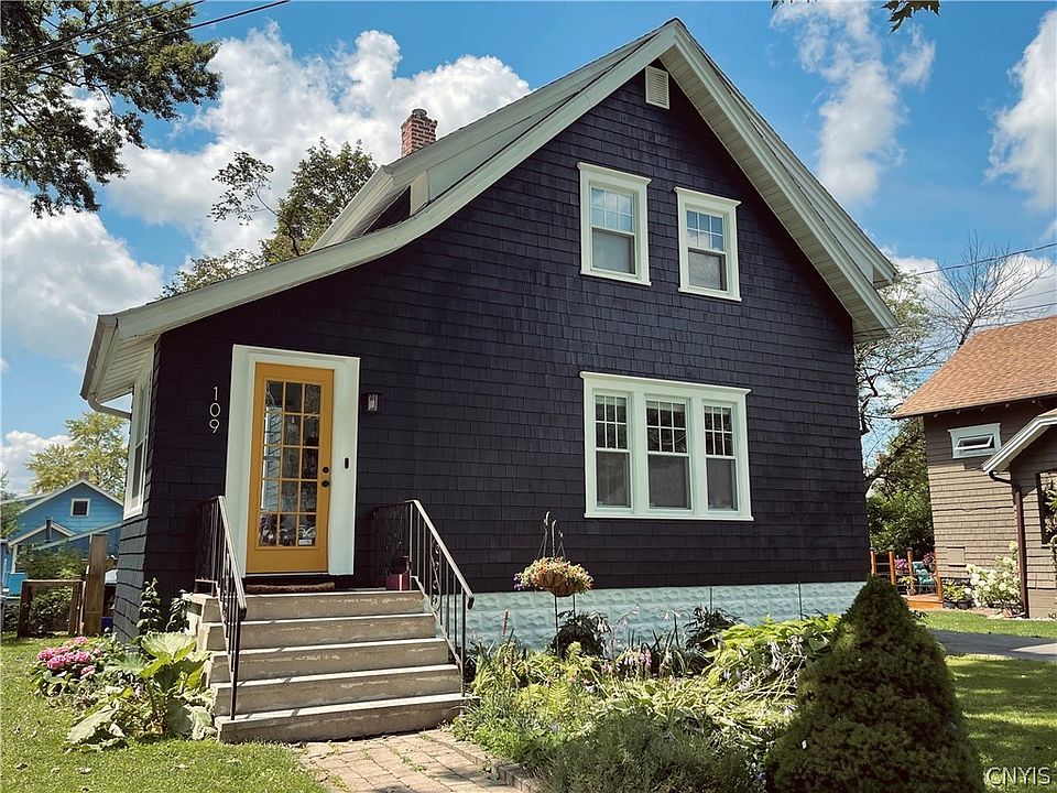 1st image of 109 Allen St