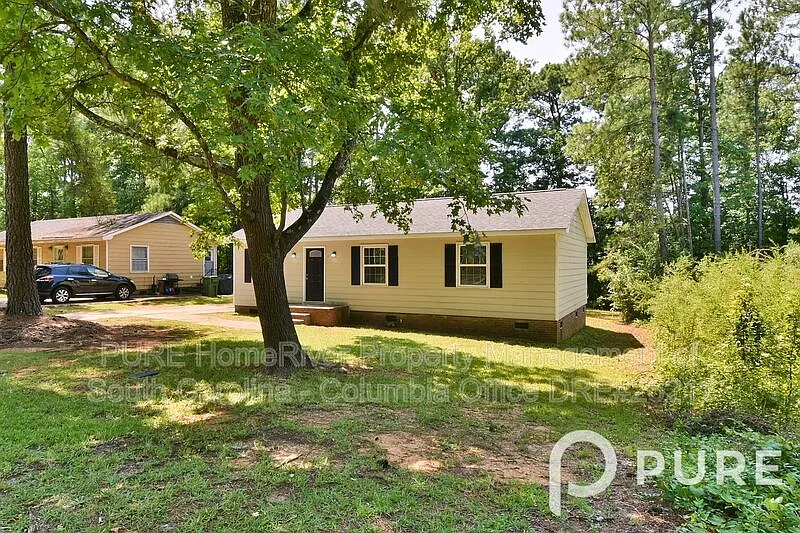 3 bed, 1.5 bath, 1008 sqft, $1,350 — Photo 4
