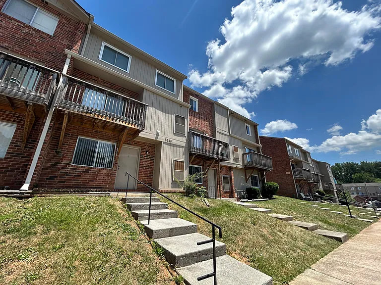 5143 Overland Dr #I — Photo 1