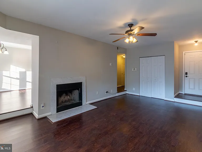 35 Pickering Ct #2 — Photo 2