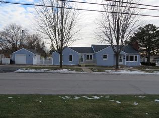 229 E View St, Lombard, IL 60148