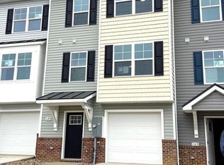 139 Olga Dr, Martinsburg, WV 25403