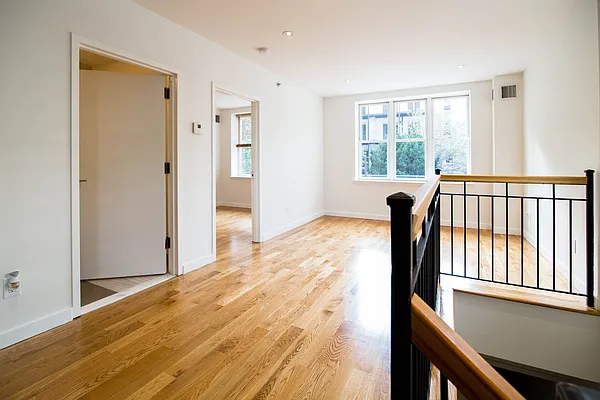 Rented by Nooklyn NYC LLC | media 1