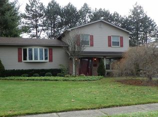 135 Kings Gate S, Rochester, NY 14617