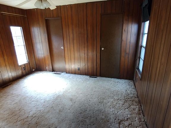 2nd image of 2157 Madison St #2305