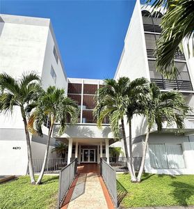 4670 W 13th Ln APT 411, Hialeah, FL, 33012