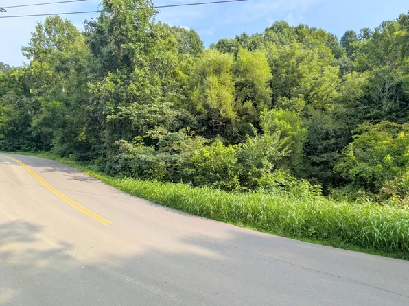 1309 Matthews Hollow Rd, Sevierville, TN 37876
