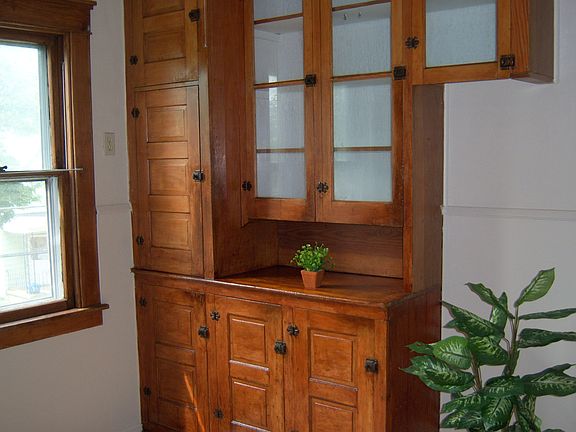Natural Wood Cabinets