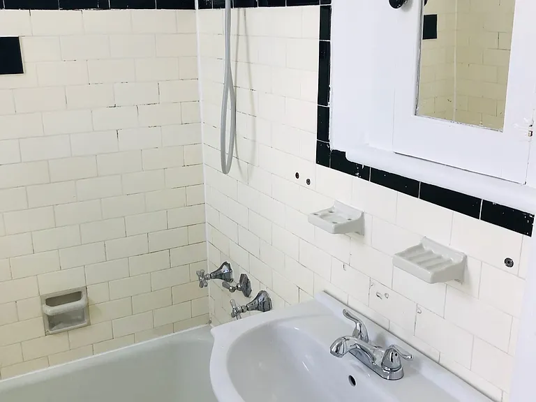 253 Daly Ave #6 — Photo 8