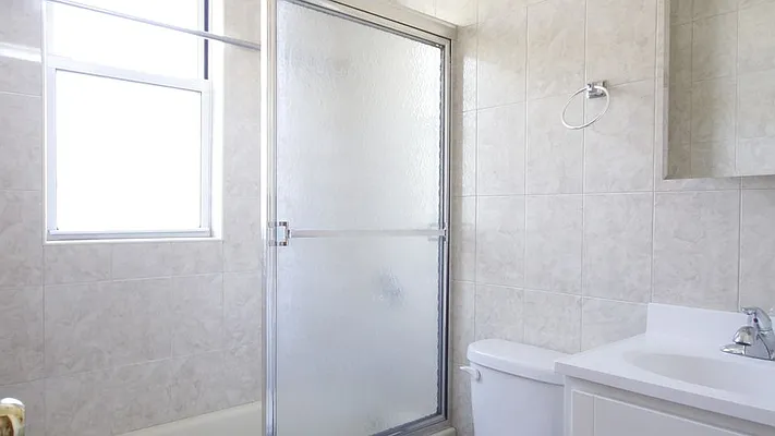 Rented by Nooklyn NYC LLC | media 34