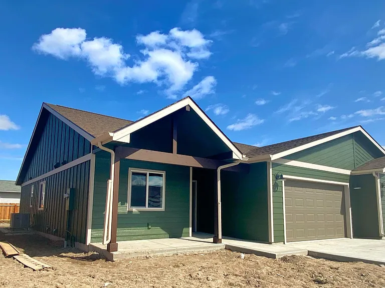 1415 Destiny Ln — Photo 1