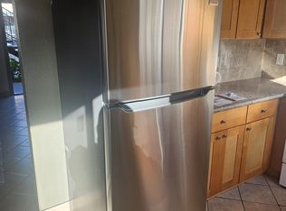601 E 7th St APT B103, Gilroy, CA 95020