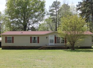 121 Trestle Rd, Greenwood, SC 29649