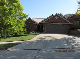 118 Fawn Park Dr, Council Bluffs, IA 51503