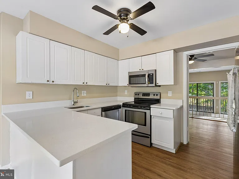 12789 Cara Dr — Photo 5