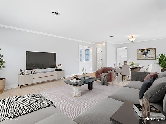 5th image of 153 Torrey Pines Drive