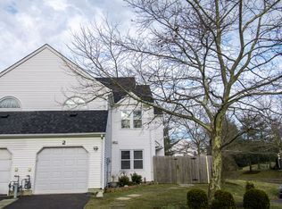 2 Browning Ct, Freehold, NJ