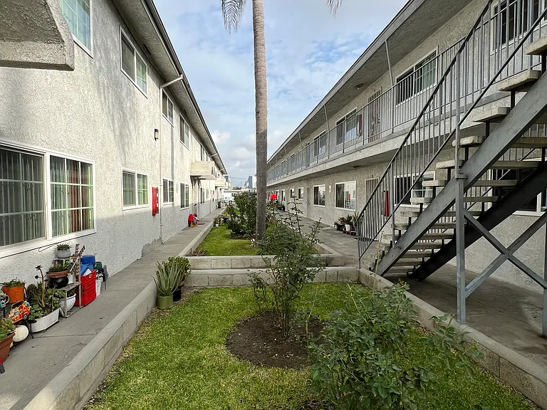 4939 Clara St #3 — Photo 7
