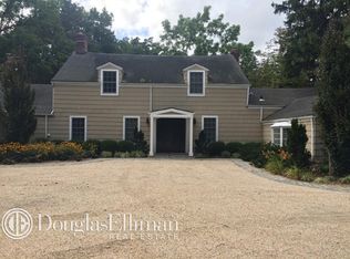 2 Dogwood Hl, Glen Head, NY 11545