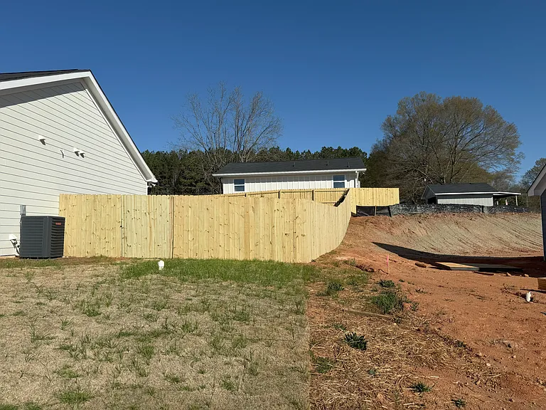 261 Charlotte Cir — Photo 20