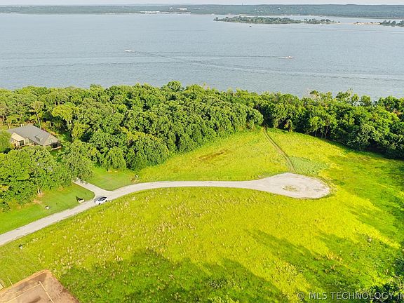2nd image of 2333 Scenic View Rd