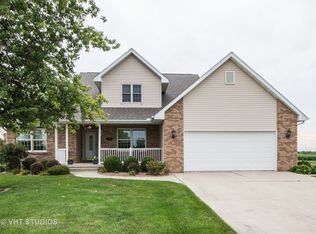 1225 Edna Cir, Ottawa, IL 61350