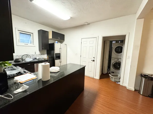 91 Hillside St APT 1, Boston, MA 02120