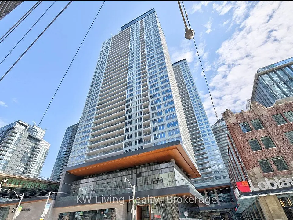 19 Bathurst St #3706
