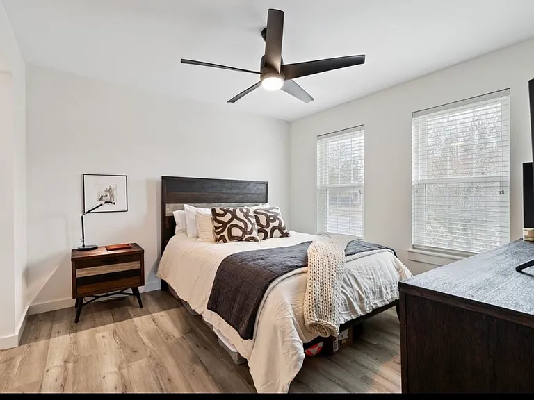 5723 Brentwood Meadows Cir — Photo 9