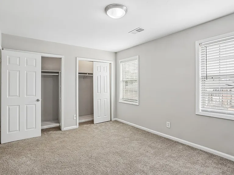 ReNew Chastain — Photo 37