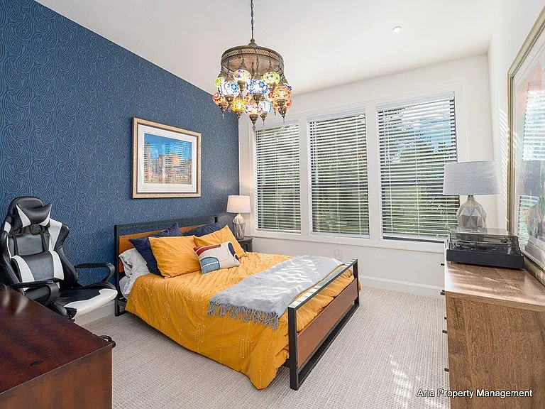 17627 Kelok Rd — Photo 21
