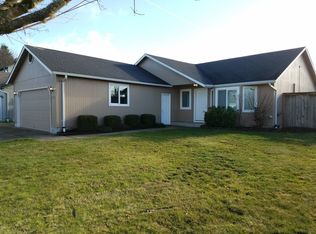 3991 S Redwood Dr, Springfield, OR 97478