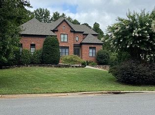 14812 Jockeys Ridge Dr, Charlotte, NC 28277