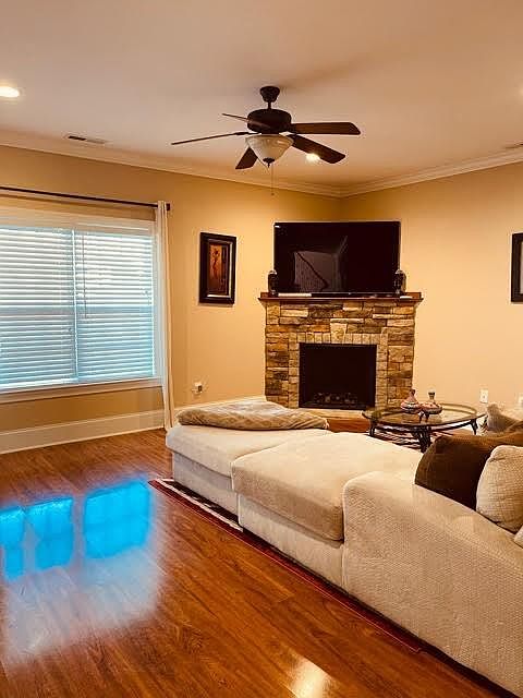 2nd image of 2000 A Croyden Cir #A