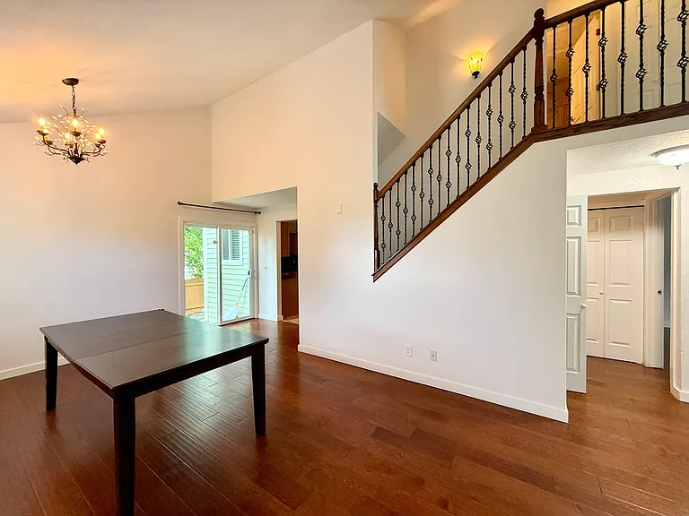 E Rice Pl — Photo 3
