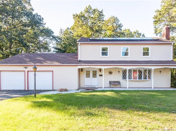 28 Bishop Drive, Manchester, CT 06042