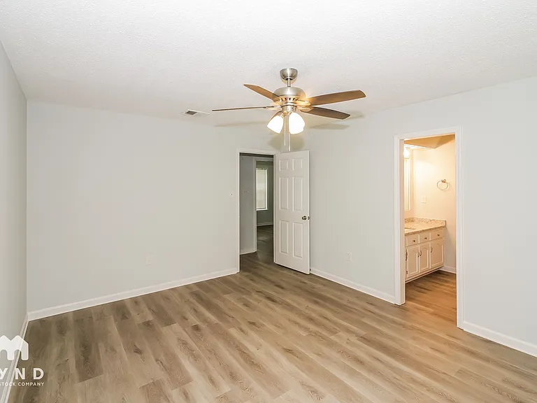 6868 Rockbrook Dr — Photo 9