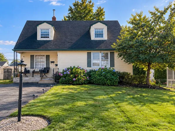 337 Barclay Ave #2, Morrisville, PA 19067