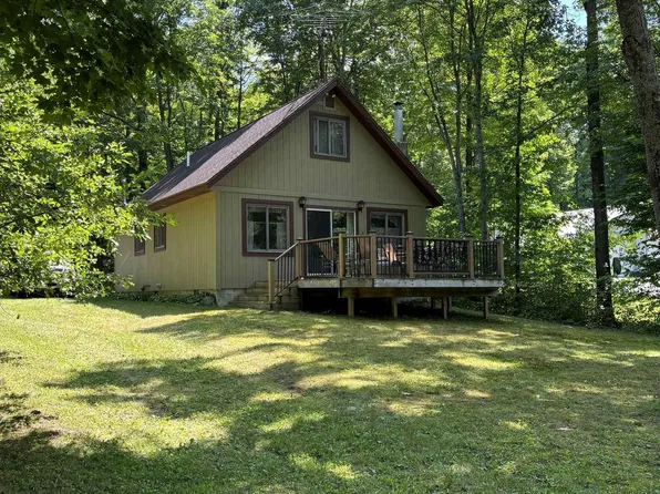 5454 Forrest Cir, Rose City, MI 48654