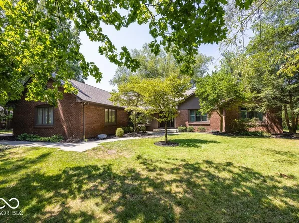 8692 Highwood Ln, Indianapolis, IN 46278