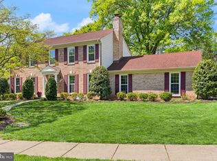 1230 Stoneham Ct, Mc Lean, VA 22101