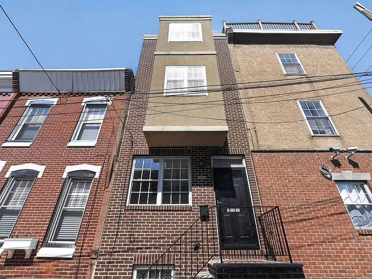 1132 S Dorrance St — Photo 1