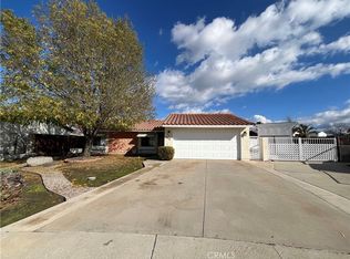 834 Azalea Way, Hemet, CA 92545