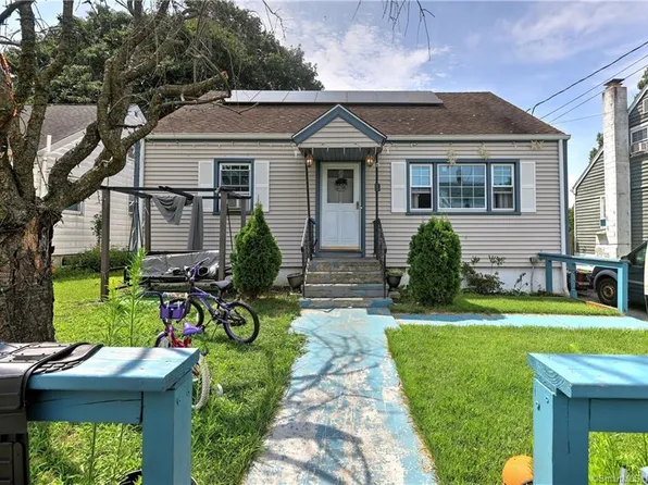 139 Fairview Ave Extension, Bridgeport, CT 06606