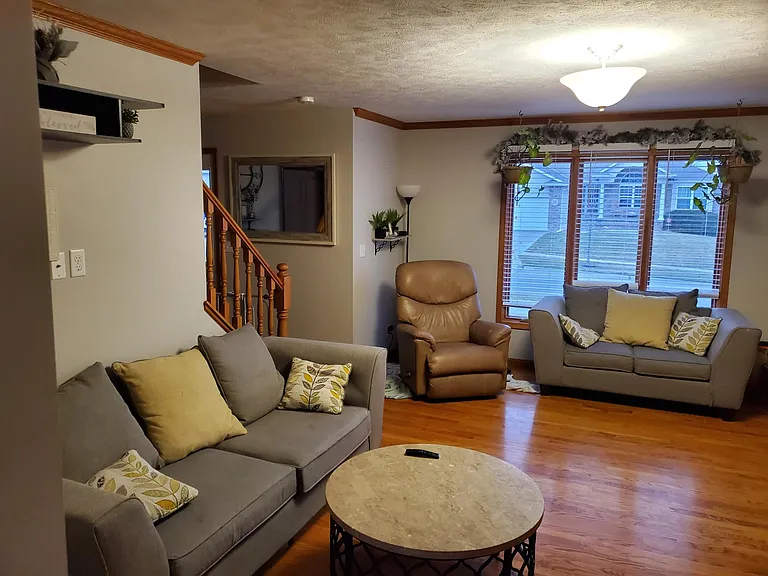 5510 Rockford Dr — Photo 3